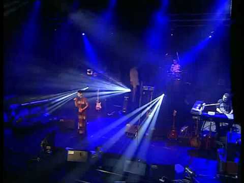 Richard Muller, Iva Bittova - Stane se, ze (Lucerna)