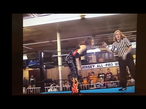 Mercedes Martinez vs Trinity H. Campbell #womenswrestling