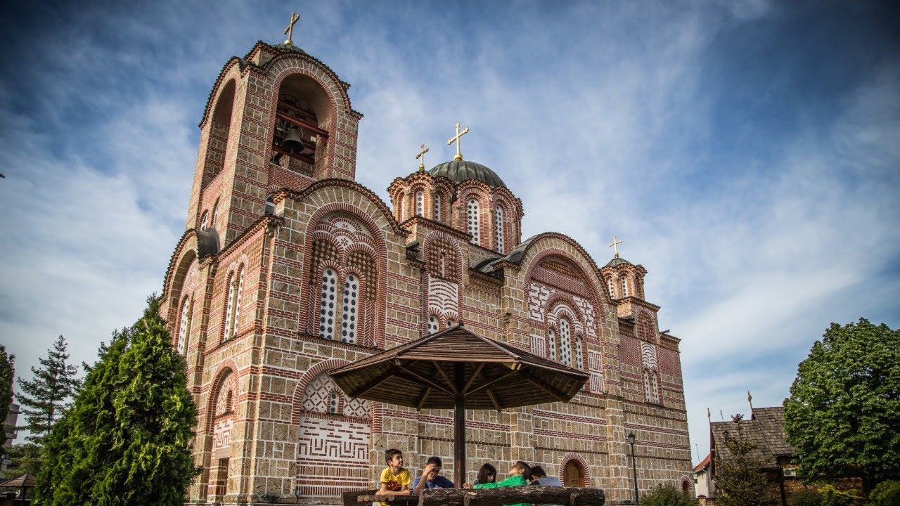 3.8.2021. У 21:30, ВЕЧЕ СА О. ДЕЈАНОМ КРСТИЋЕМ