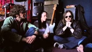 Az Inner Cut Studio bemutatja - Ozone Mama zenekar