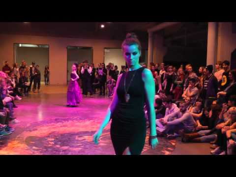 Runway Greta Milan Evina vs Irina LA'BEIJA