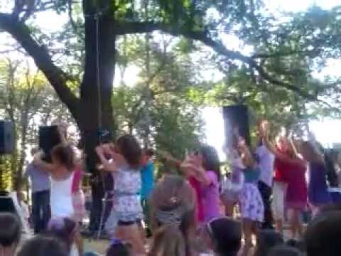 Hram com.Tacuta jud. Vaslui 2012 partea a II-a