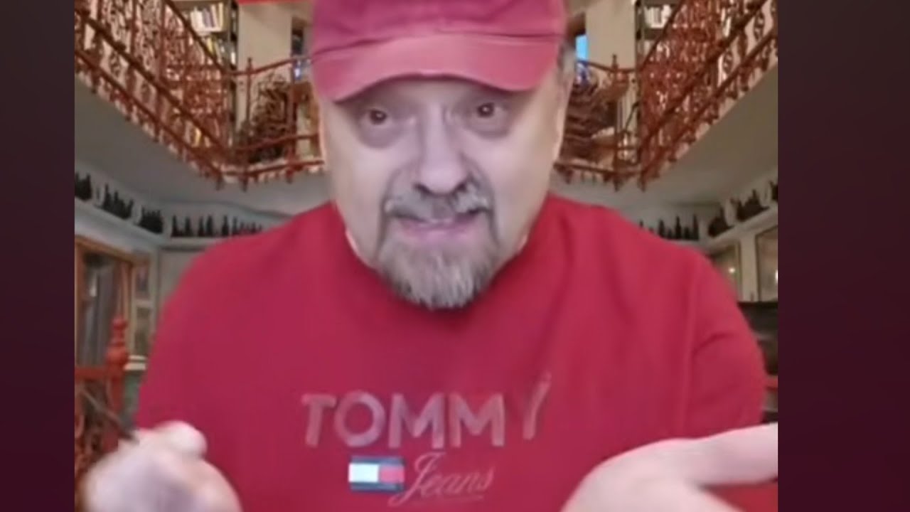 Как же стыдно, когда ТВОЙ ПРЕЗИДНЕНТ ДУРАК!!! В итервью Лоре Лумер -Зеля показ?