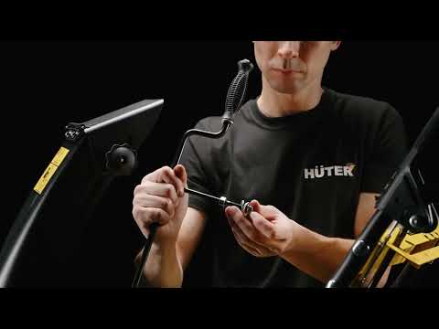 Миниатюра изображения товара Снегоуборщик бензиновый Huter SGC 4100W (70/7/46)