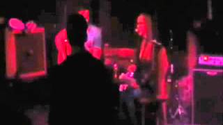 Video Adele - Rolling in the deep (The Sweet Point cover)