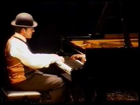 Rock pianist! Green Onions solo piano