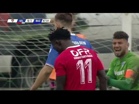 REZUMAT Liga 2: CSC Şelimbăr - FC Buzău 2-1. Un jucător, luat cu ambulanţa