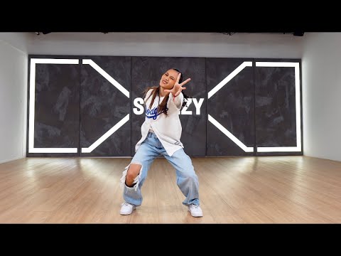 STEEZY STUDIO | 90s/2000s THROWBACK MIX | Miss Lauren