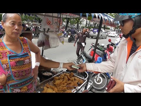 She is Old But Dynamic - Hard Working Thai Lady Selling Crispy Chicken & Papaya Salad(Som Tum)
