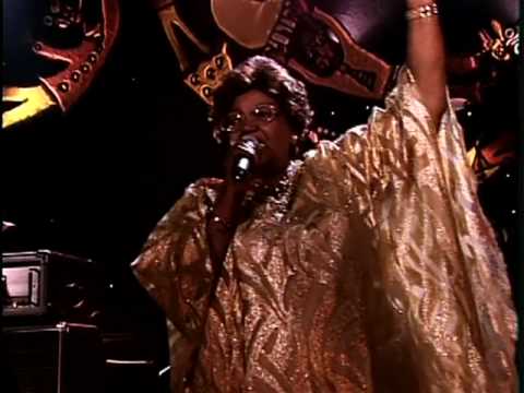 Martinho da Vila e Dona Ivone Lara - Alguém me avisou - Tiê