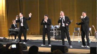Glory to God in the Highest - Ernie Haase &amp; Signature Sound