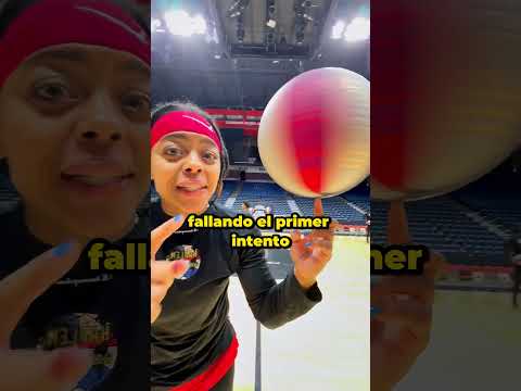 ¿Cómo logra encestar sin mirar?