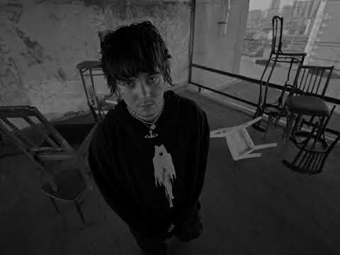 Video thumbnail for Я Всё Ещё Здесь (I’m Still Here)