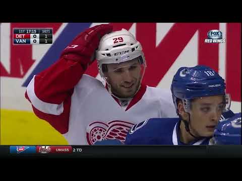NHL   Oct.23/2015    Detroit Red Wings - Vancouver Canucks