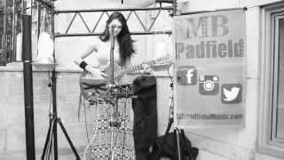 MB Padfield. Precinct, Boston, MA 8-19-15 - Bar Room Romance (Original-D5300)