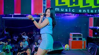 Download lagu LALUNA MUSIC - LELAKI CADANGAN - DINDA TERATU - HAPPY SWEET PARTY BOTTOM FAMILY - KUDUS mp3 Download lagu LALUNA MUSIC - LELAKI CADANGAN - DINDA TERATU - HAPPY SWEET PARTY BOTTOM FAMILY - KUDUS mp3