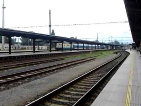 R 622 Bečva a Os 9319 - odjezd a příjezd - Kolín - 9.8.2013