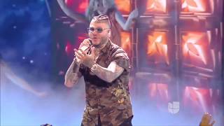 Farruko cantó &#39;Don&#39;t Let Go&#39; y se le unió Jacob Forever con &#39;Quiéreme&#39;