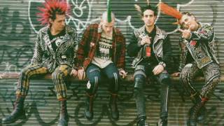 The Casualties - Riot