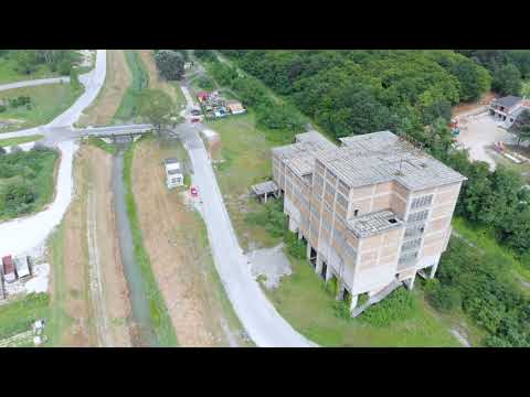 Aerial video of the coal-transshipment facility in Potpićan