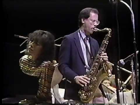 Happy Hoofer - Toshiko Akiyoshi Jazz Orchestra featuring Lew Tabackin Live in Tokyo 1984