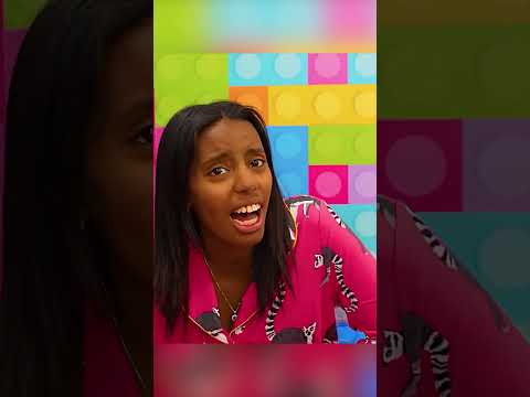 Cine pleacă primul din patul de Lego pierde #ninnasimatti #comedie #romania #shorts