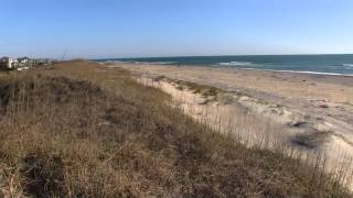 preview picture of video 'Hatteras Island Beach Report - 3.21.13 - Waves NC'