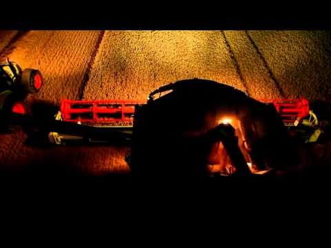 CLAAS LEXION 770 -Night shift "Trailer" / 2011