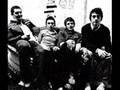 arctic monkeys-space invaders 