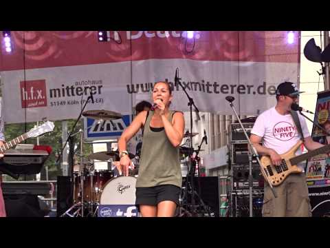 NINETY FIVE Live @Cologne Deutz Feiert! City Festival 2015 - Baby One More Time (Britney Spears)