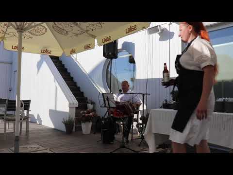 Andres Ükskask, lõõtsasimman Nasval #saaremaa #estonia #summer #accordion