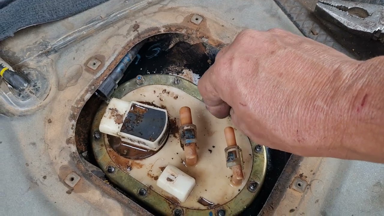 Chicote da boia da  combustível quebrado não marcava no painel, teste completo passo a passo.