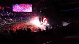 05. Tiësto &amp; Hardwell feat. Matthew Koma - Written In Reverse [A Town Called Paradise] (Live HD)