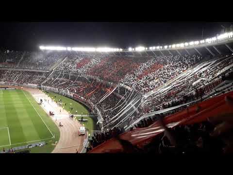 "Recibimiento River vs Gremio - Semifinal Copa Libertadores 2018" Barra: Los Borrachos del Tablón &bull; Club: River Plate &bull; País: Argentina