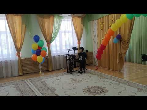 Klingande feat. Vargen - Kids on the run (Arseniy 7y.o. cover)