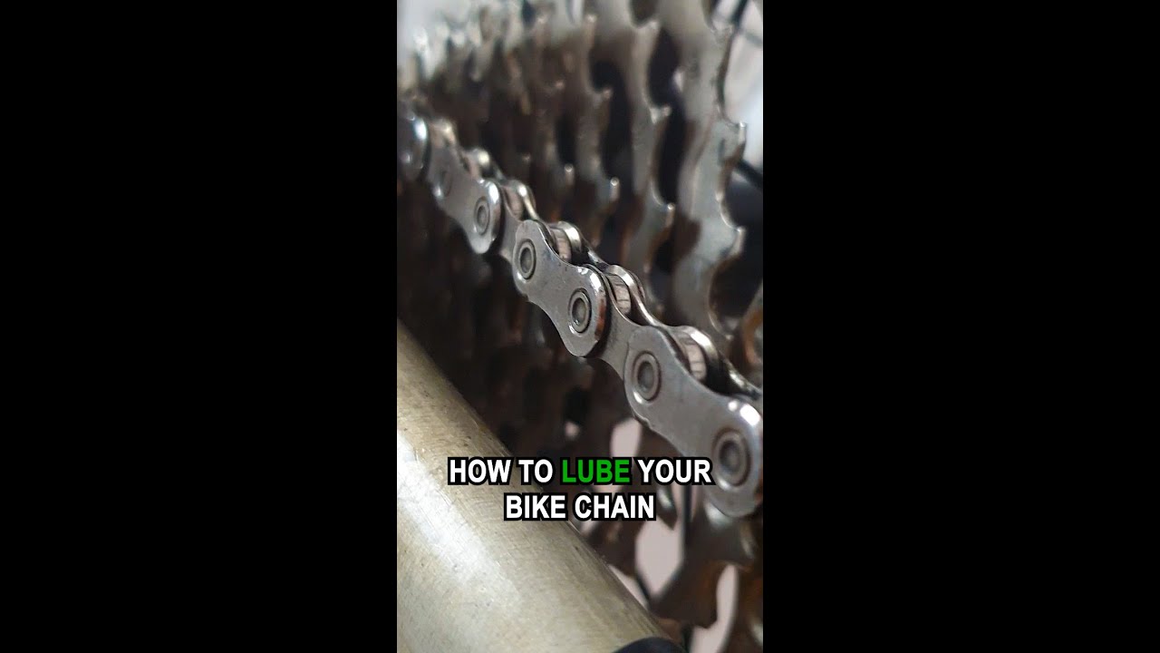 lubing bike chain