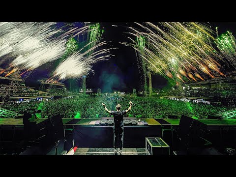 Hardwell & Vini Vici & MR.BLACK ft Liquid Soul - Crazy People (LIVE Ultra Europe 2025)