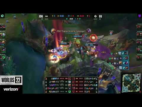 Certified 200 years moment ft. Aphelios (JDG vs EG)