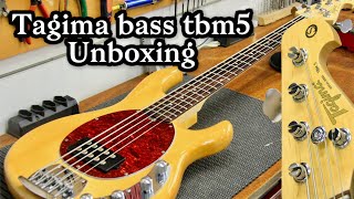 Video thumbnail for Tagima TBM5 bass guitar Unboxing by Huswa TV