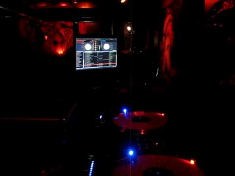 Apeh Jan - Freak On The Dance Floor