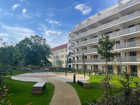 Ready to move in Friedrichshain: Upscale 4 rooms with 2 balconies for sale