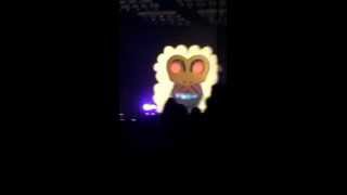 Miley Cyrus: Pretty Girls (Fun) Live at Bangerz Tour 2/16/2014