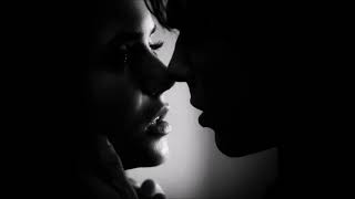 Maroon 5 Lips on You