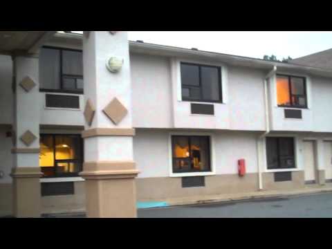 Hotels near East Windsor, Quality Inn Near Exit 8 NJ Turnpike