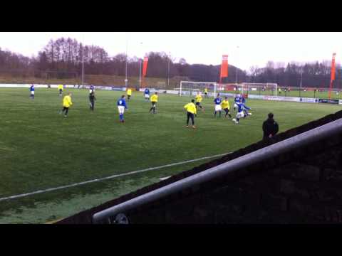 FC Trias B1 (za) vs. Grol B1 (za) 23-1-2013 12:47