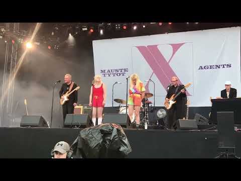 Maustetytöt & The Agents - Salattu Suru live at Provinssirock 2022