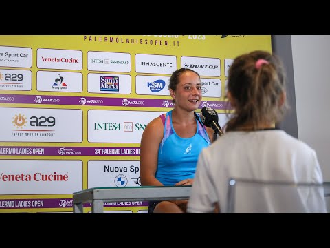 Kids Press Conference - Cocciaretto risponde alle domande delle bambine