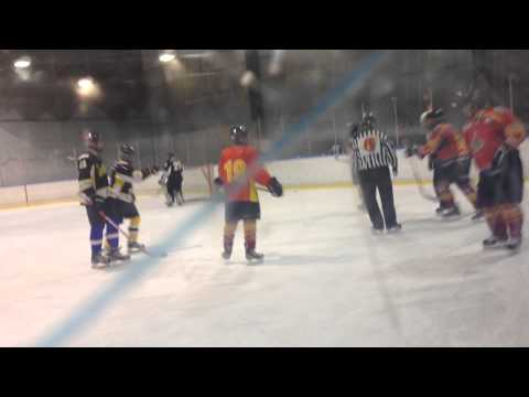 Purikad Tankid hockey fight