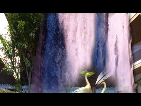 CINGAPURA Changi Airport Terminal 2 | Cachoeira 3 D