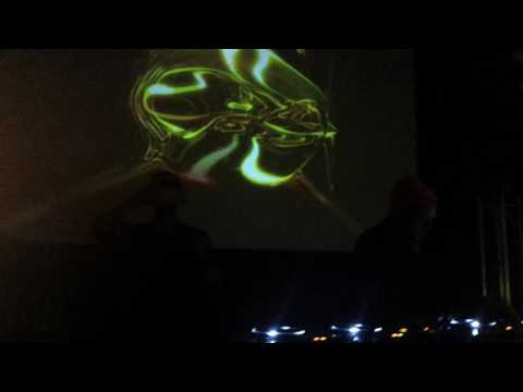 Jauz live @ monstercat label showcase Amsterdam, darude - sandstorm w/ flux pavilion - I can't stop